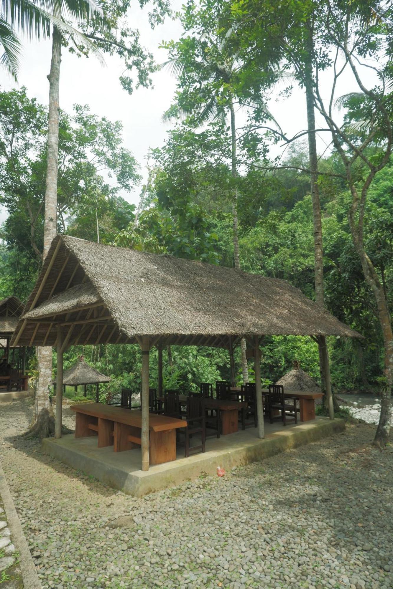 Aum Resort Pulukan Kültér fotó